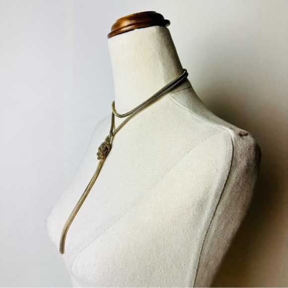 Vintage Mesh Knot Pendant Long Statement Necklace - Picture 8 of 9